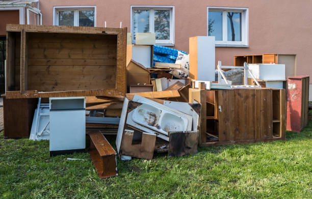 Best Full-Service Junk Removal  in Russellville, AR